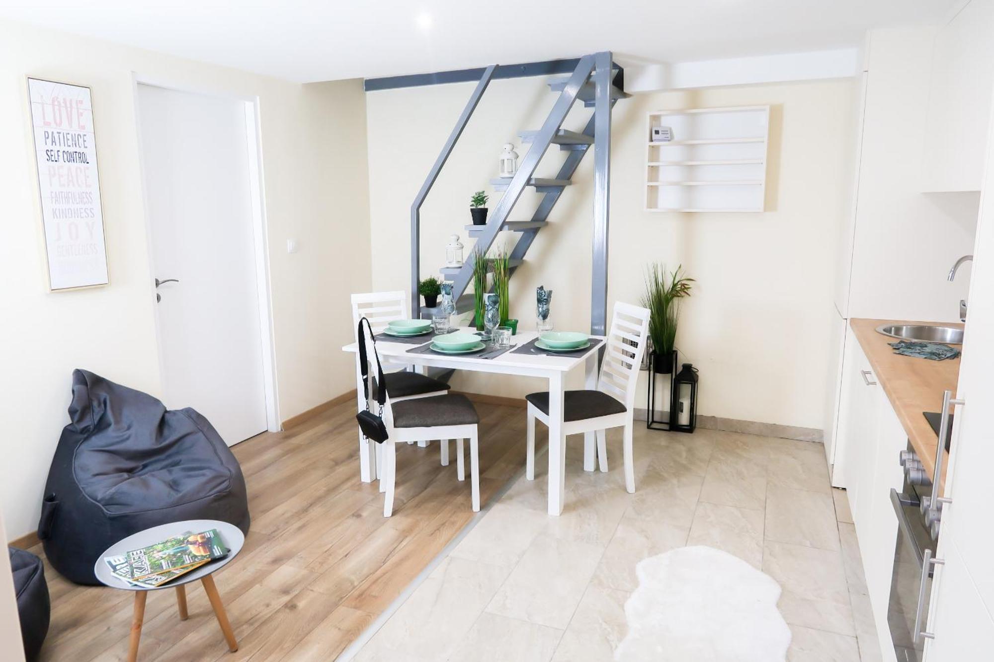 Budapest City Center, Nicely Renovated Apartment With 3 Bedrooms Exterior foto